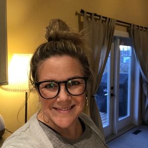 Meet your Posher, Jillian